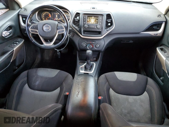 2017 Jeep Cherokee Sport z VIN 1C4PJLAS5HW571702, wystawiony jako Copart lot #81427524 z przebiegiem 220 832 mil mil oraz Czysty tytuł • Clean title. Historia ofert i sprzedaży dostępna na DreamBid. Obrazek 8.