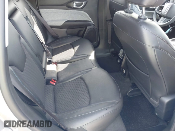 2022 Jeep Compass Latitude с VIN 3C4NJCBB6NT182719, выставлен на аукционе IAAI как лот 42303103 с пробегом 35 138 миль миль и . История ставок и продаж доступна на DreamBid. Изображение 8.