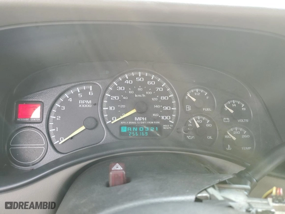 2000 GMC New Sierra 1500 SLE with VIN 2GTEC19T7Y1273257, listed as a Copart auction lot 73418164 with NaN miles and Clean Title. Bid and sale history available at carsss.com. Image 9.