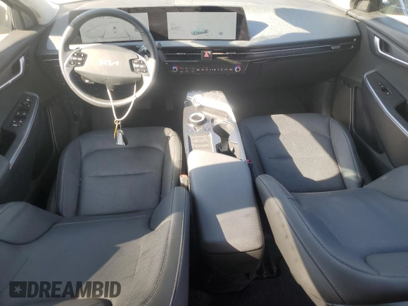 2023 Kia EV6 Wind with VIN KNDC34LA7P5609809, listed as a Copart auction lot 75120834 with 26,977 mi miles and Clean Title. Bid and sale history available at carsss.com. Image 8.