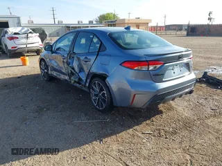 2022 Toyota Corolla SE with VIN 5YFS4MCE9NP120176, listed as a IAAI auction lot 41861680 with 15,975 mi miles. Bid and sale history available at carsss.com. Image 3.