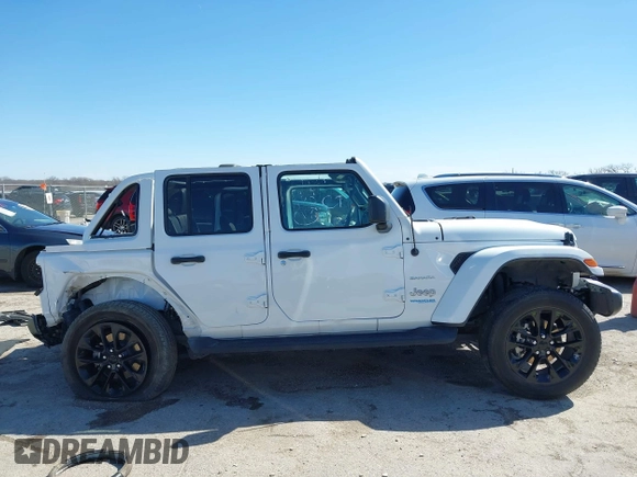 2021 Jeep Wrangler Unlimited Sahara with VIN 1C4JJXP62MW724232, listed as a IAAI auction lot 41716545 with 24,631 mi miles and . Bid and sale history available at DreamBid. Image 13.