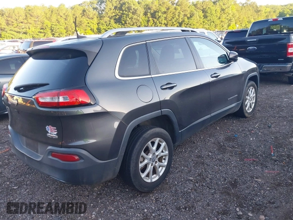 2017 Jeep Cherokee Latitude z VIN 1C4PJLCB6HW542030, wystawiony jako IAAI lot #42306511 z przebiegiem 85 461 mil mil oraz . Historia ofert i sprzedaży dostępna na DreamBid. Obrazek 4.