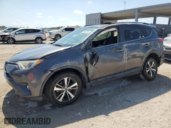 2018 Toyota RAV4 XLE with VIN 2T3WFREV1JW475641, listed as a Copart auction lot 54357525 with 53,609 mi miles and Salvage Title. Bid and sale history available at DreamBid. Image 1.