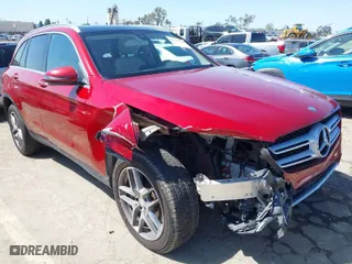 2016 Mercedes-Benz GLC with VIN WDC0G4JB1GF109698, listed as a IAAI auction lot 41934280 with 133,658 mi miles. Bid and sale history available at carsss.com. Image 1.