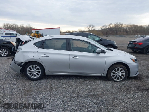 2018 Nissan Sentra SV with VIN 3N1AB7AP2JL624330, listed as a IAAI auction lot 41908887 with 79,473 mi miles. Bid and sale history available at carsss.com. Image 13.