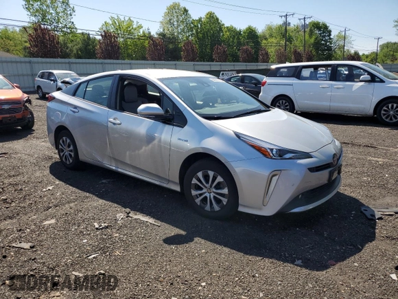 2019 Toyota Prius LE with VIN JTDL9RFU7K3002024, listed as a Copart auction lot 56579145 with 18,019 mi miles and Salvage Title. Bid and sale history available at DreamBid. Image 4.