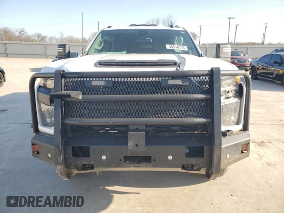 2021 Chevrolet Silverado 3500HD Work Truck with VIN 1GC4YSEY1MF133132, listed as a Copart auction lot 46510775 with 19,786 mi miles and Clean Title. Bid and sale history available at carsss.com. Image 5.