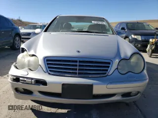 2003 Mercedes-Benz C 240 with VIN WDBRF81J33F318562, listed as a Copart auction lot 47246195 with 65,777 mi miles and Salvage title. Bid and sale history available at DreamBid. Image 5.