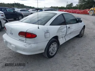 1998 Chevrolet Cavalier with VIN 1G1JC1247W7219113, listed as a IAAI auction lot 41371201 with 52,439 mi miles. Bid and sale history available at carsss.com. Image 4.