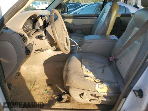 2004 Ford Explorer Eddie Bauer with VIN 1FMDU64W74UB82717, listed as a Copart auction lot 82611394 with 277,557 mi miles and Salvage title. Bid and sale history available at DreamBid. Image 7.