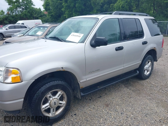 2005 Ford Explorer XLT z VIN 1FMZU73K35UB11333, wystawiony jako IAAI lot #42644910 z przebiegiem 112 929 mil mil oraz . Historia ofert i sprzedaży dostępna na DreamBid. Obrazek 6.