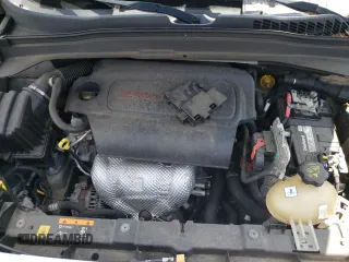 2016 Jeep Renegade Limited z VIN ZACCJBDT1GPC74208, wystawiony jako Copart lot #62271115 z przebiegiem 105 250 mil mil oraz Szkoda całkowita • Salvage title. Historia ofert i sprzedaży dostępna na DreamBid. Obrazek 11.