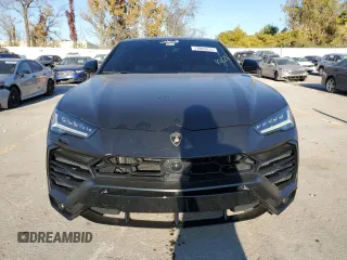 2019 Lamborghini Urus z VIN ZPBUA1ZL5KLA05920, wystawiony jako Copart lot #77093634 z przebiegiem 56 532 mil mil oraz Szkody całkowita. Historia ofert i sprzedaży dostępna na DreamBid. Obrazek 5.