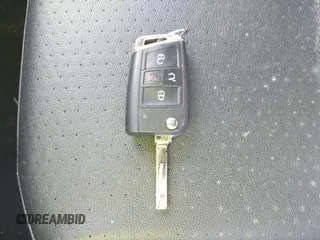 2018 Volkswagen Tiguan SEL с VIN 3VV3B7AX9JM068003, выставлен на аукционе IAAI как лот 41917511 с пробегом 75 656 миль миль и . История ставок и продаж доступна на DreamBid. Изображение 11.