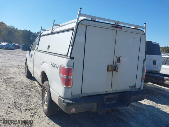 2013 Ford F-150 XL with VIN 1FTNF1EF8DKD73580, listed as a IAAI auction lot 40567650 with 224,487 mi miles. Bid and sale history available at carsss.com. Image 3.
