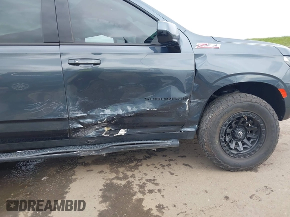 2021 Chevrolet Suburban Z71 с VIN 1GNSKDKD2MR379098, выставлен на аукционе IAAI как лот 41836921 с пробегом 53 532 миль миль и . История ставок и продаж доступна на DreamBid. Изображение 6.