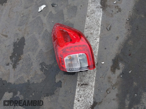 2024 Subaru Ascent Touring z VIN 4S4WMAWD0R3454139, wystawiony jako IAAI lot #41471310 z przebiegiem 196 mil mil oraz . Historia ofert i sprzedaży dostępna na DreamBid. Obrazek 6.