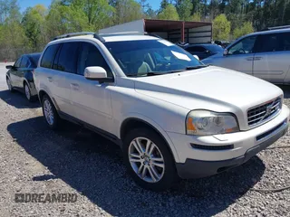 2007 Volvo XC90 V8 with VIN YV4CZ852271377555, listed as a IAAI auction lot 41820562 with 1 mi miles. Bid and sale history available at carsss.com. Image 1.