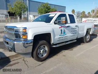 2019 Chevrolet Silverado 2500HD Work Truck with VIN 2GC2CREG1K1135926, listed as a IAAI auction lot 41614989 with 91,587 mi miles. Bid and sale history available at carsss.com. Image 17.