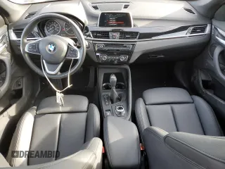 2018 BMW X1 xDrive28i with VIN WBXHT3C38J5K27008, listed as a Copart auction lot 45765683 with 21,876 mi miles. Bid and sale history available at carsss.com. Image 8.