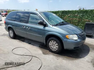 2007 Chrysler Town & Country LWB LX with VIN 2A4GP44R77R172806, listed as a Copart auction lot 55203114 with 230,014 mi miles and Non Repairable. Bid and sale history available at carsss.com. Image 4.