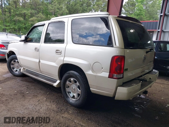 2003 Cadillac Escalade z VIN 1GYEK63NX3R241388, wystawiony jako IAAI lot #42227896 z przebiegiem 154 415 mil mil oraz . Historia ofert i sprzedaży dostępna na DreamBid. Obrazek 3.