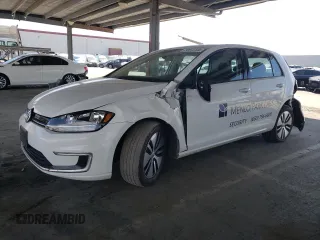 2017 Volkswagen Golf SE с VIN WVWKR7AU0HW953924, выставлен на аукционе Copart как лот 50072335 с пробегом 105 195 миль миль и Списание • Salvage title. История ставок и продаж доступна на DreamBid. Изображение 1.