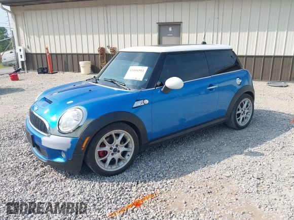 2008 MINI Hardtop S with VIN WMWMF73508TV34249, listed as a IAAI auction lot 42416593 with 162,176 mi miles and . Bid and sale history available at DreamBid. Image 2.