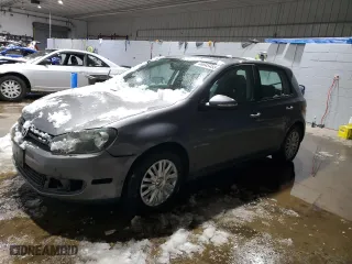 2010 Volkswagen Golf with VIN WVWDB7AJ3AW163879, listed as a Copart auction lot 44645455 with 61,139 mi miles and Salvage Title. Bid and sale history available at carsss.com. Image 1.