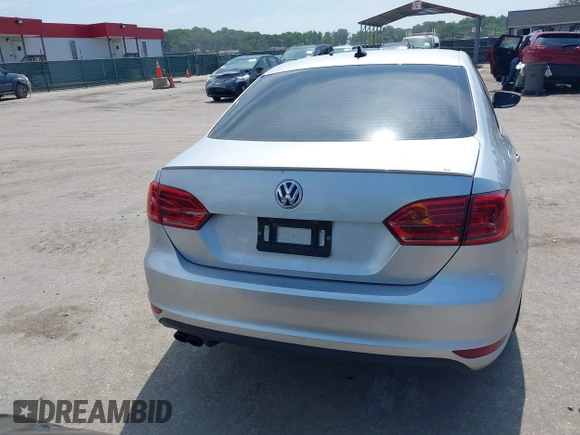 2014 Volkswagen Jetta GLI Autobahn with VIN 3VW5T7AJXEM310901, listed as a IAAI auction lot 42622301 with 139,821 mi miles and . Bid and sale history available at DreamBid. Image 16.