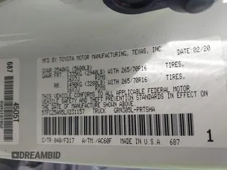 2020 Toyota Tacoma SR5 z VIN 5TFCZ5AN5LX231157, wystawiony jako IAAI lot #42045534 z przebiegiem 84 099 mil mil oraz . Historia ofert i sprzedaży dostępna na DreamBid. Obrazek 9.