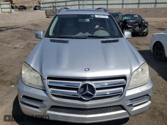 2012 Mercedes-Benz GL 450 z VIN 4JGBF7BE7CA786740, wystawiony jako Copart lot #52651335 z przebiegiem 157 028 mil mil oraz Szkoda całkowita • Salvage title. Historia ofert i sprzedaży dostępna na DreamBid. Obrazek 5.