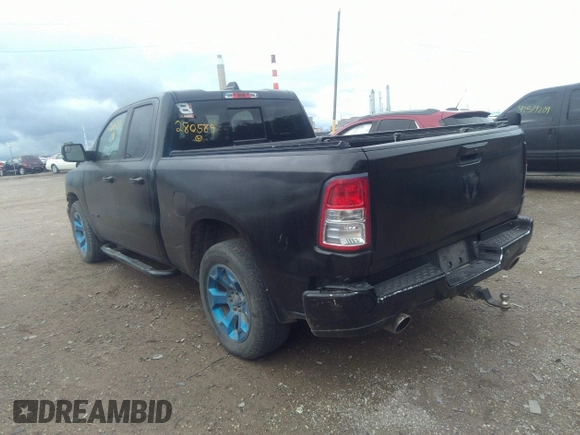 2020 Ram 1500 Big Horn with VIN 1C6SRFBT2LN280589, listed as a IAAI auction lot 42505720 with 124,355 mi miles and . Bid and sale history available at DreamBid. Image 3.