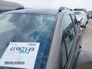 2021 Chevrolet Trax LT with VIN KL7CJLSBXMB359468, listed as a IAAI auction lot 41982149 with 199,685 mi miles and . Bid and sale history available at DreamBid. Image 19.