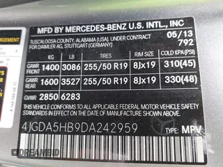 2013 Mercedes-Benz M 350 with VIN 4JGDA5HB9DA242959, listed as a IAAI auction lot 42447266 with 90,782 mi miles and . Bid and sale history available at DreamBid. Image 9.