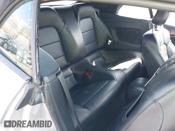 2016 Ford Mustang EcoBoost Premium with VIN 1FATP8UH1G5325654, listed as a IAAI auction lot 41879221 with 90,210 mi miles and . Bid and sale history available at carsss.com. Image 8.