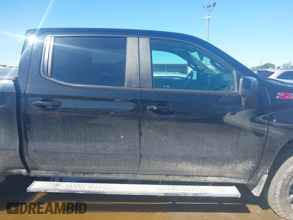 2021 Chevrolet Silverado 1500 LT Trail Boss with VIN 1GCPYFED7MZ407580, listed as a IAAI auction lot 42078081 with 64,299 mi miles and . Bid and sale history available at DreamBid. Image 13.