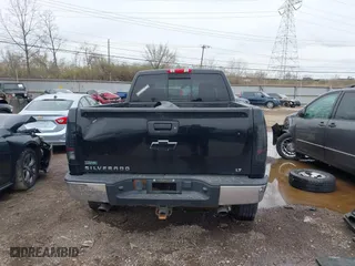 2010 Chevrolet Silverado 1500 LT with VIN 1GCSKSE3XAZ172390, listed as a IAAI auction lot 41839627 with 174,130 mi miles. Bid and sale history available at carsss.com. Image 17.