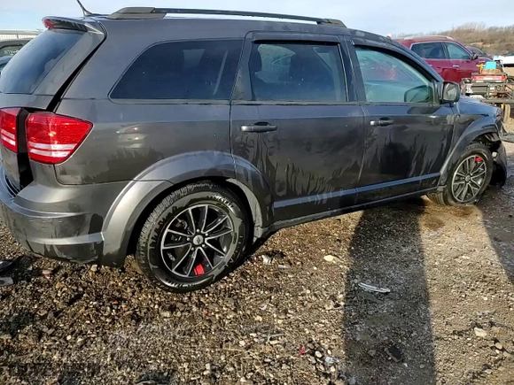 2018 Dodge Journey SE with VIN 3C4PDCAB3JT275225, listed as a Copart auction lot 41678435 with 105,139 mi miles and Salvage Title. Bid and sale history available at carsss.com. Image 14.