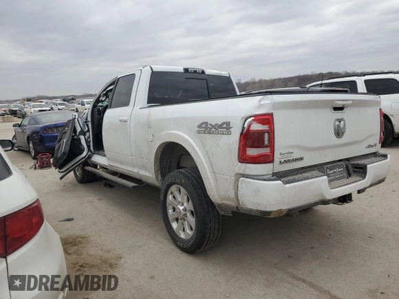 2020 Ram 2500 Laramie z VIN 3C6UR5FL1LG235410, wystawiony jako Copart lot #47436045 z przebiegiem 58 671 mil mil oraz Szkoda całkowita • Salvage title. Historia ofert i sprzedaży dostępna na DreamBid. Obrazek 2.