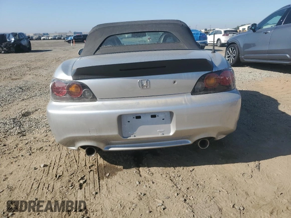 2005 Honda S2000 с VIN JHMAP21415S001861, выставлен на аукционе Copart как лот 83202384 с пробегом 110 551 миль миль и Списание • Salvage title. История ставок и продаж доступна на DreamBid. Изображение 6.