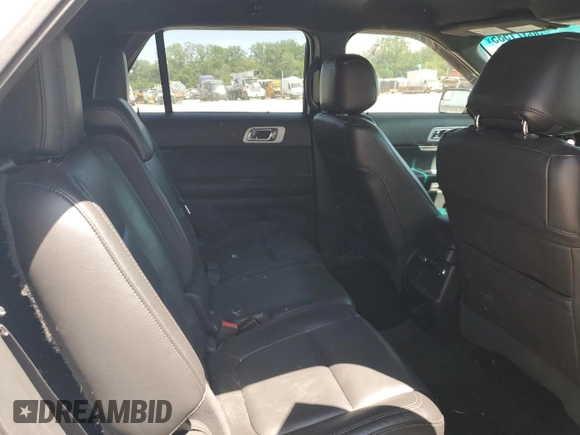 2014 Ford Explorer XLT z VIN 1FM5K8D86EGC51338, wystawiony jako Copart lot #56371585 z przebiegiem 216 271 mil mil oraz Szkody całkowita. Historia ofert i sprzedaży dostępna na DreamBid. Obrazek 10.