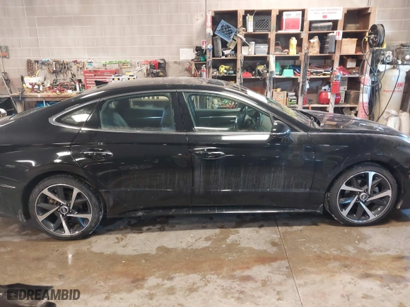 2022 Hyundai Sonata SEL Plus with VIN 5NPEJ4J21NH137324, listed as a IAAI auction lot 41611317 with 30,913 mi miles. Bid and sale history available at carsss.com. Image 13.