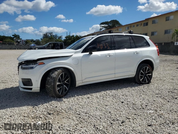 2023 Volvo XC90 Ultimate Dark Theme with VIN YV4H60CX0P1963542, listed as a Copart auction lot 43082704 with 14,133 mi miles and . Bid and sale history available at DreamBid. Image 1.