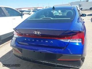2025 Hyundai Elantra SEL Convenience with VIN KMHLS4DG2SU965777, listed as a IAAI auction lot 42075642 with 2,697 mi miles. Bid and sale history available at carsss.com. Image 16.
