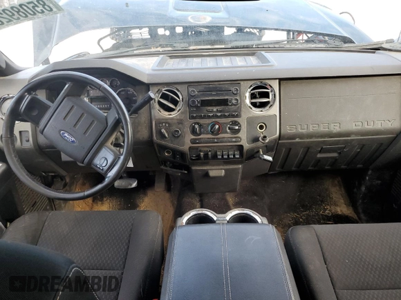 2008 Ford F-250 XL with VIN 1FTSW21Y38ED68338, listed as a Copart auction lot 85089284 with 255,992 mi miles and Salvage title. Bid and sale history available at DreamBid. Image 8.