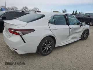 2023 Toyota Camry SE with VIN 4T1G11AK8PU139888, listed as a Copart auction lot 44609775 with 10,931 mi miles and Salvage Title. Bid and sale history available at DreamBid. Image 3.