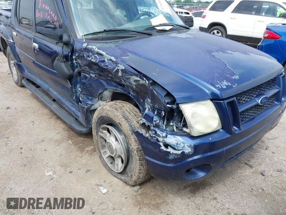 2004 Ford Explorer Sport Trac XLS с VIN 1FMZU67K34UB27339, выставлен на аукционе IAAI как лот 42165054 с пробегом Не указан миль и . История ставок и продаж доступна на DreamBid. Изображение 6.