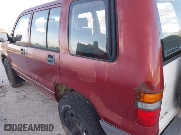1995 Isuzu Trooper z VIN JACDJ58V2S7912245, wystawiony jako IAAI lot #41437362 z przebiegiem 237 321 mil mil oraz . Historia ofert i sprzedaży dostępna na DreamBid. Obrazek 6.